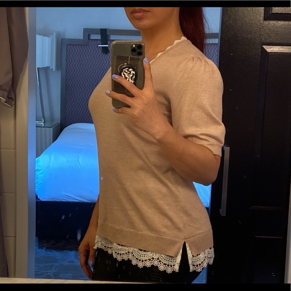 Adrianna Papell Lightweight Sweater Blouse - Size M - Picture 4 of 11